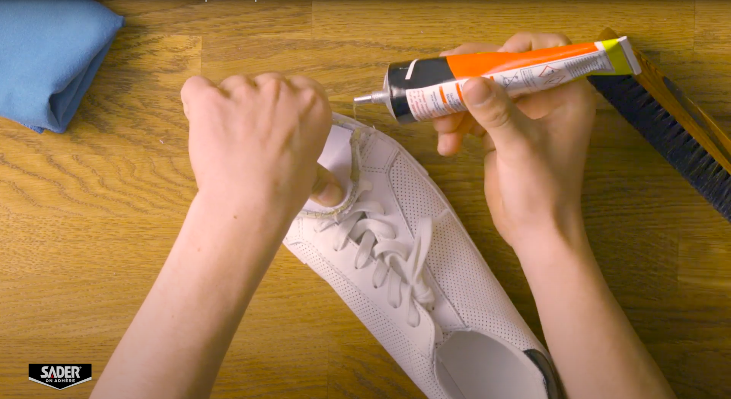 Sader, comment utiliser de la colle néoprène