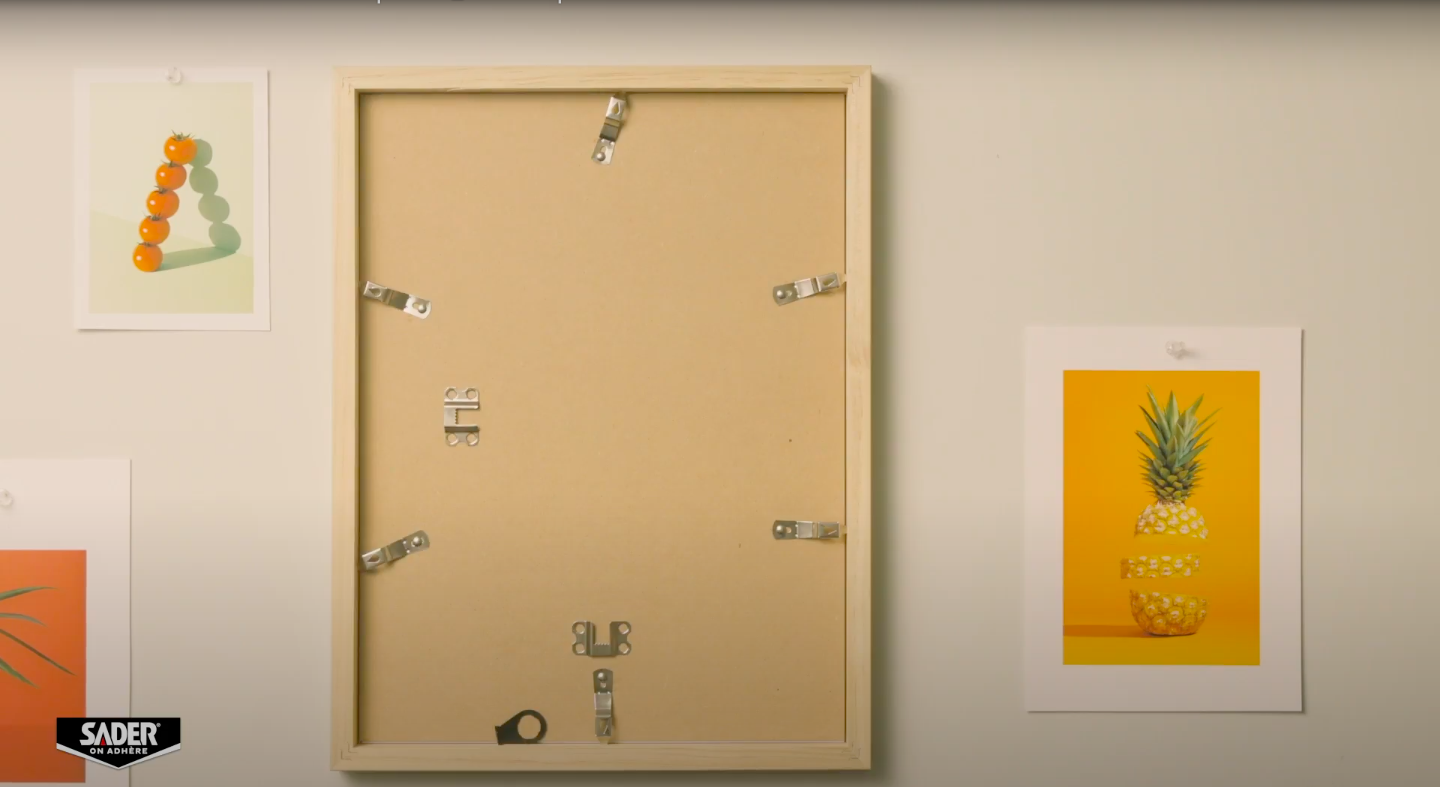 Sader, comment fixer un cadre sans percer