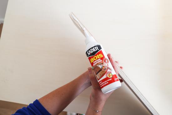 diy-tuto-sader-comment-créer-un-bureau-d-appoint-fixer-sans-percer-bois-rapide-2