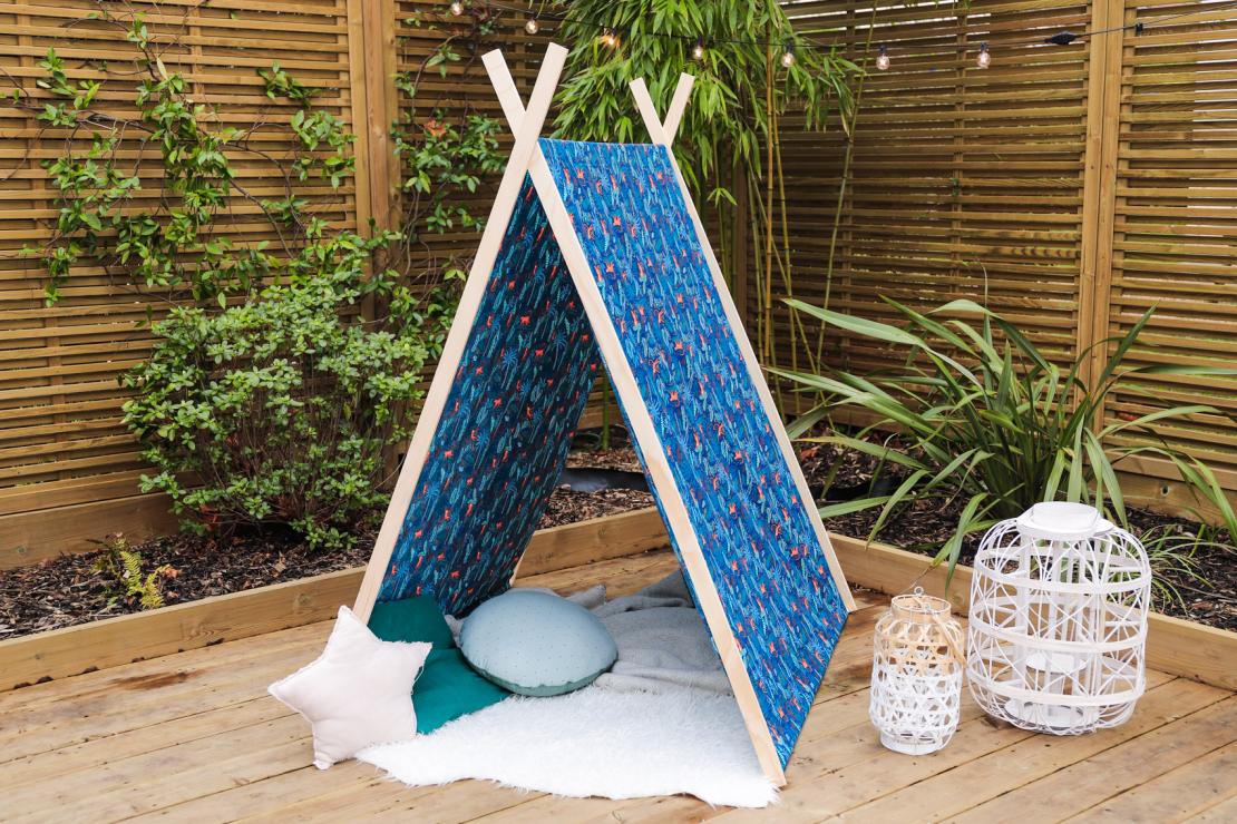diy-tuto-sader-cabane-exterieur-enfant-tipi-coller-fixer